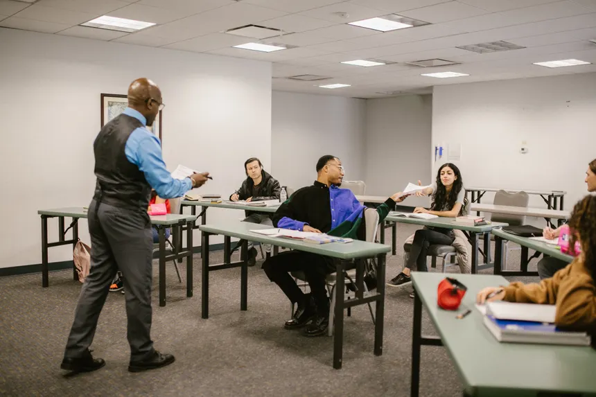 Classroom Management Tips for New TEFL Teachers: Succeed Abroad